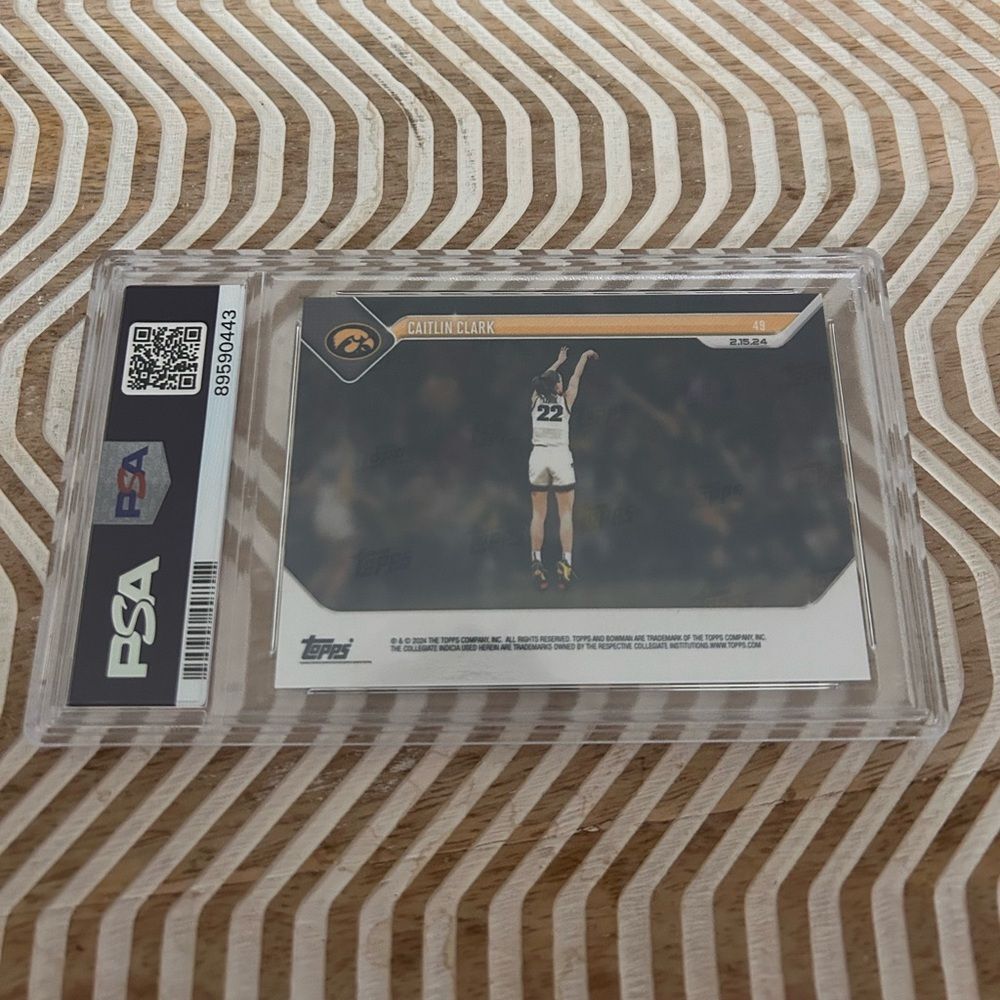 2023-24 Bowman U Now Caitlin Clark All-Time Scoring Record #49 PSA GEM MINT 10 - Picture 2 of 3